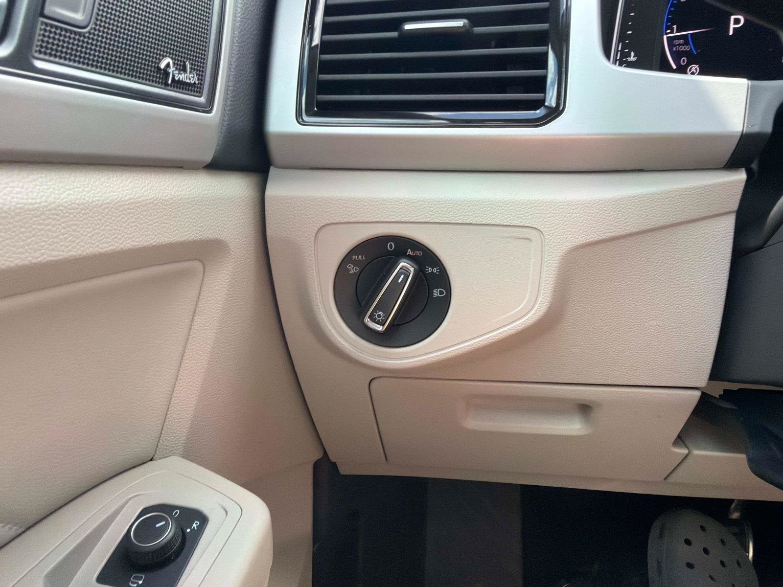 Used 2021 Volkswagen Atlas SEL Premium AWD/4WD image 32