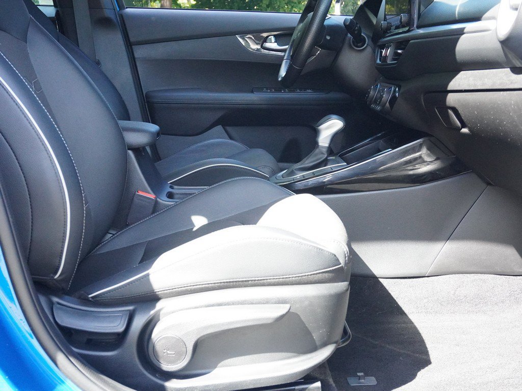 Used 2023 Kia Forte GT-Line w/ GT-Line Technology Package FWD image 24
