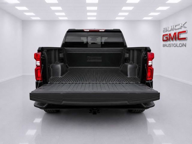 Used 2025 Chevrolet Silverado 1500 RST w/ Convenience Package II AWD/4WD image 9