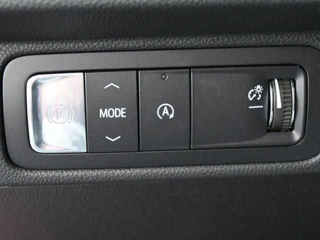 New 2026 Chevrolet Traverse LT w/ LPO, Floor Liner Package FWD image 33