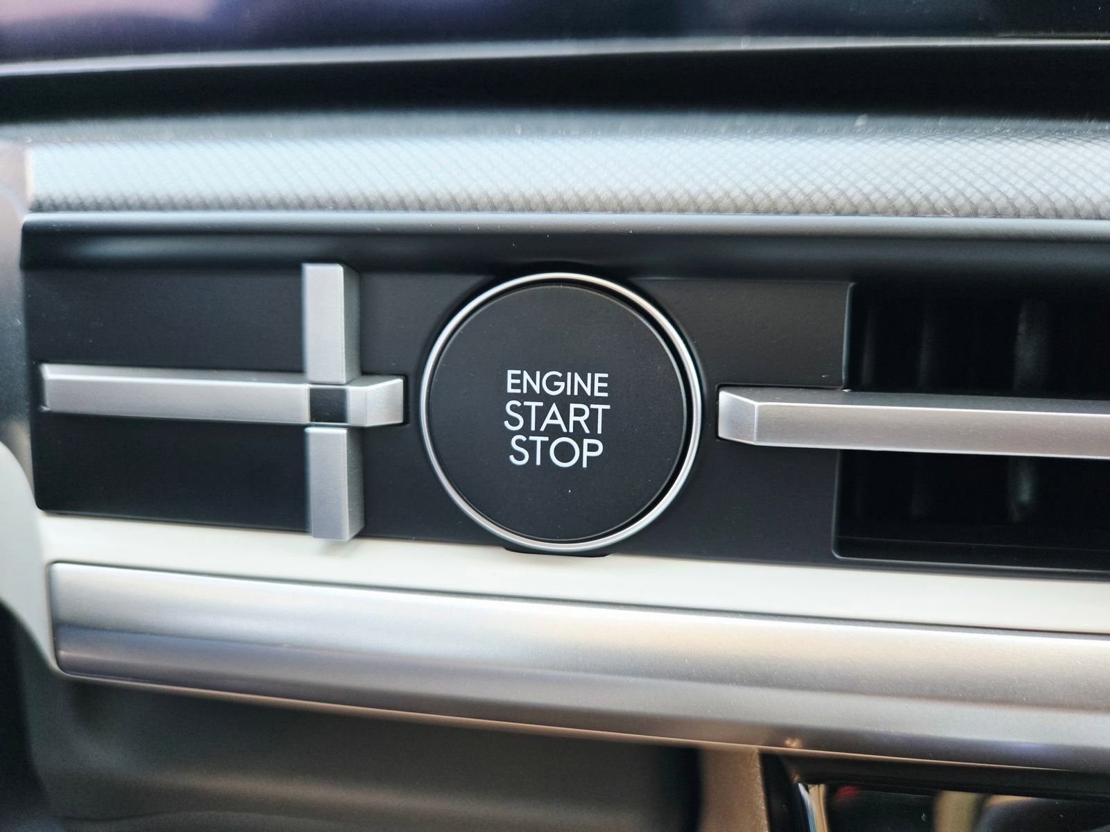 New 2026 Hyundai Santa Fe SEL FWD image 14