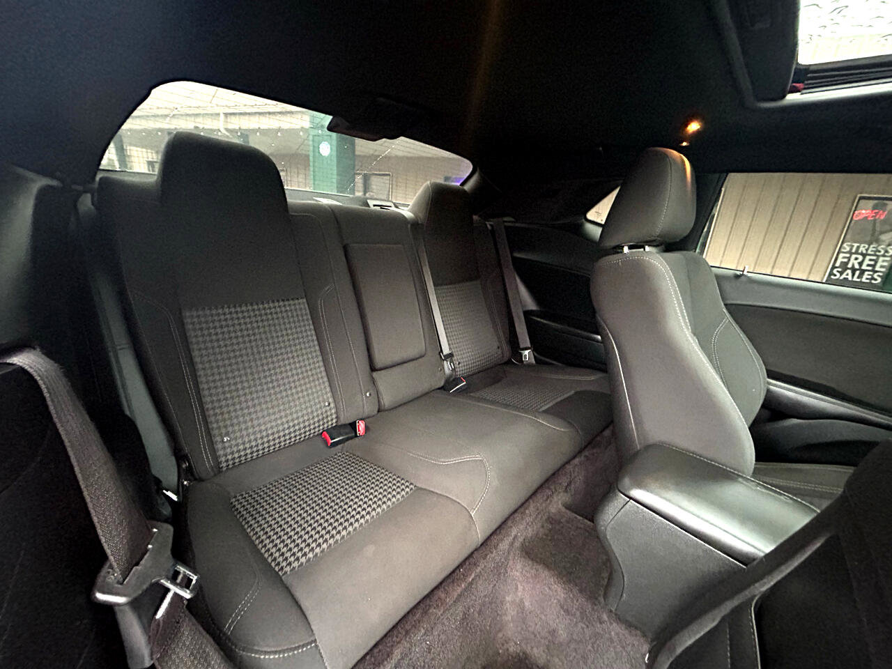 Used 2018 Dodge Challenger SXT image 13