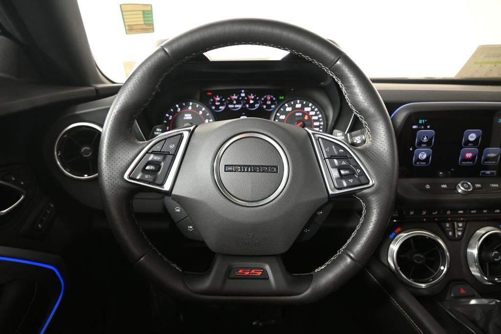 Used 2018 Chevrolet Camaro SS RWD image 35
