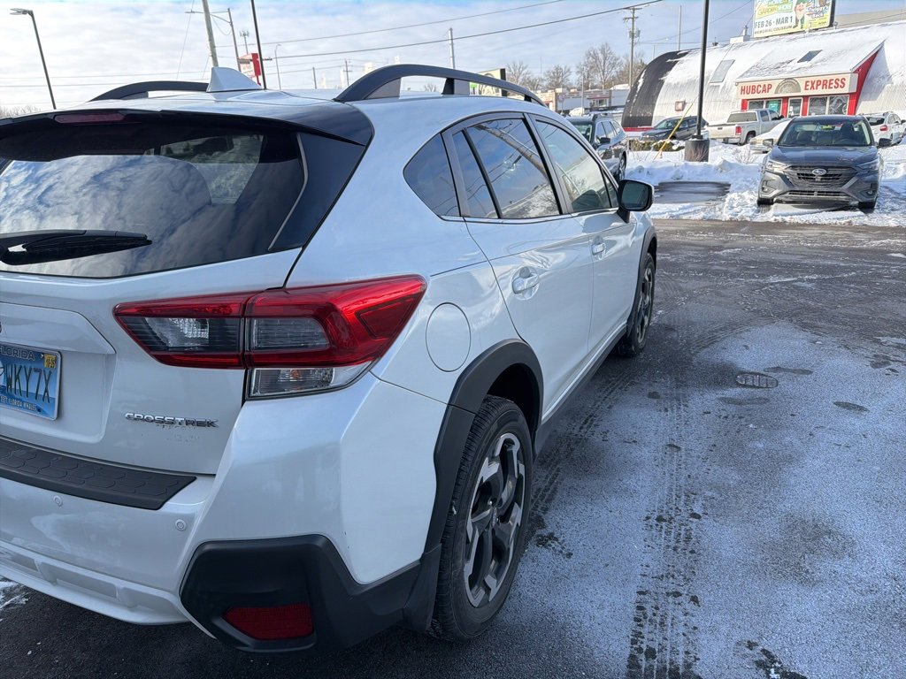 Used 2022 Subaru Crosstrek 2.5i Limited w/ Moonroof Package 2 image 3