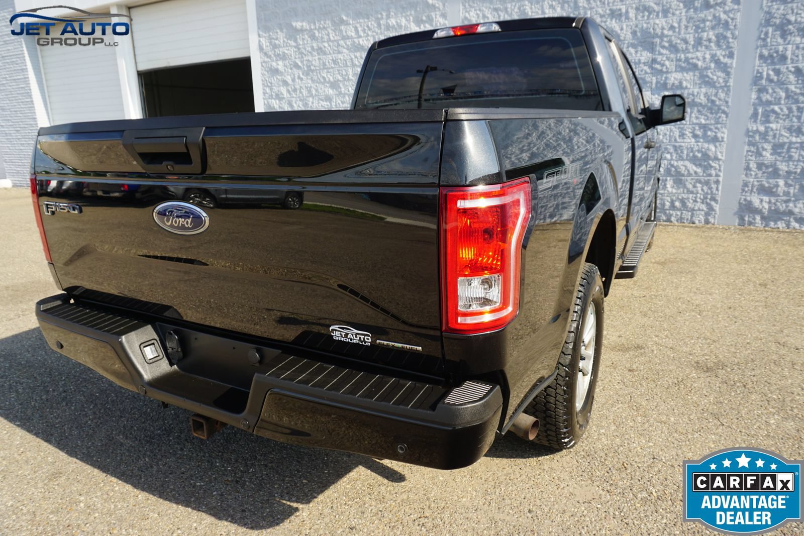 Used 2015 Ford F150 XL w/ Equipment Group 101A Mid AWD/4WD image 11