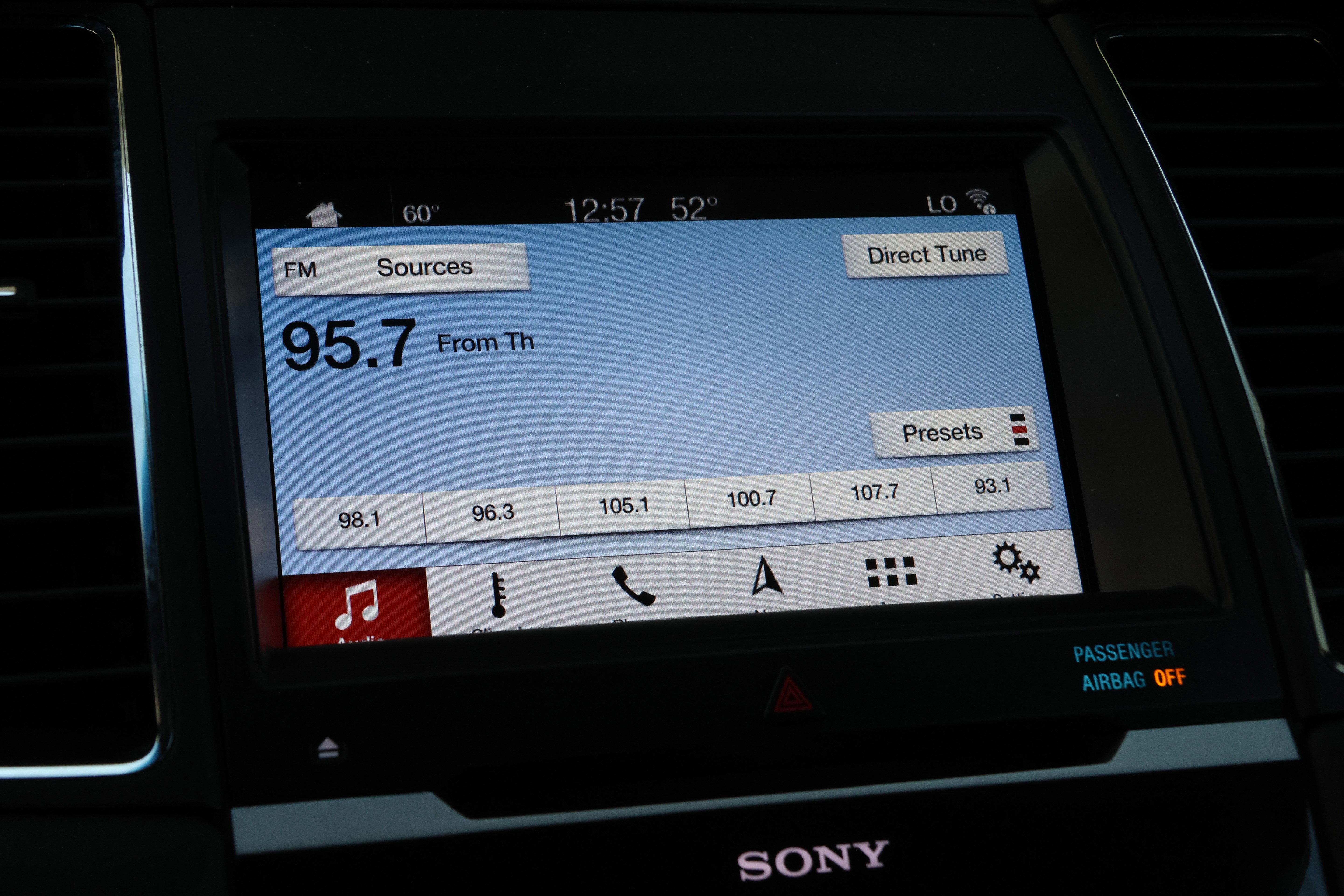 Used 2018 Ford Taurus Limited image 24