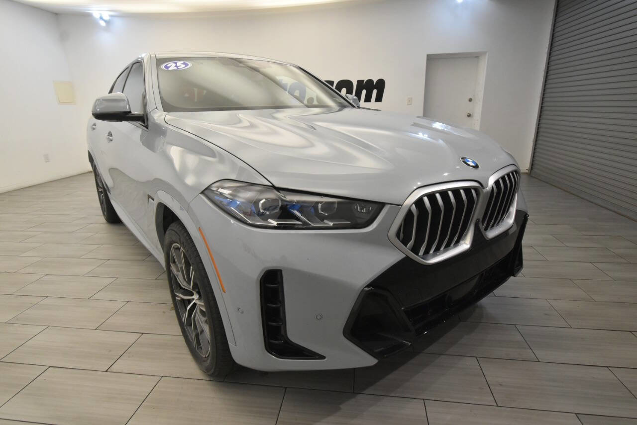 Used 2025 BMW X6 xDrive40i w/ Climate Comfort Package image 7