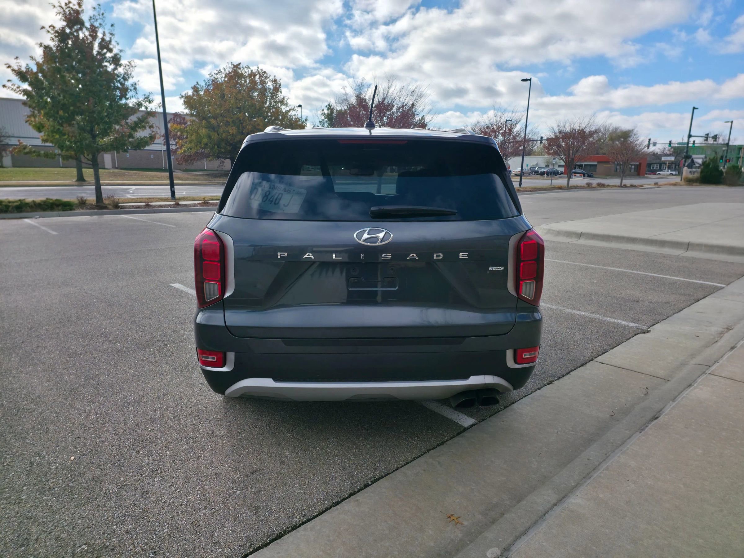 Used 2020 Hyundai Palisade SEL w/ Premium Package image 7