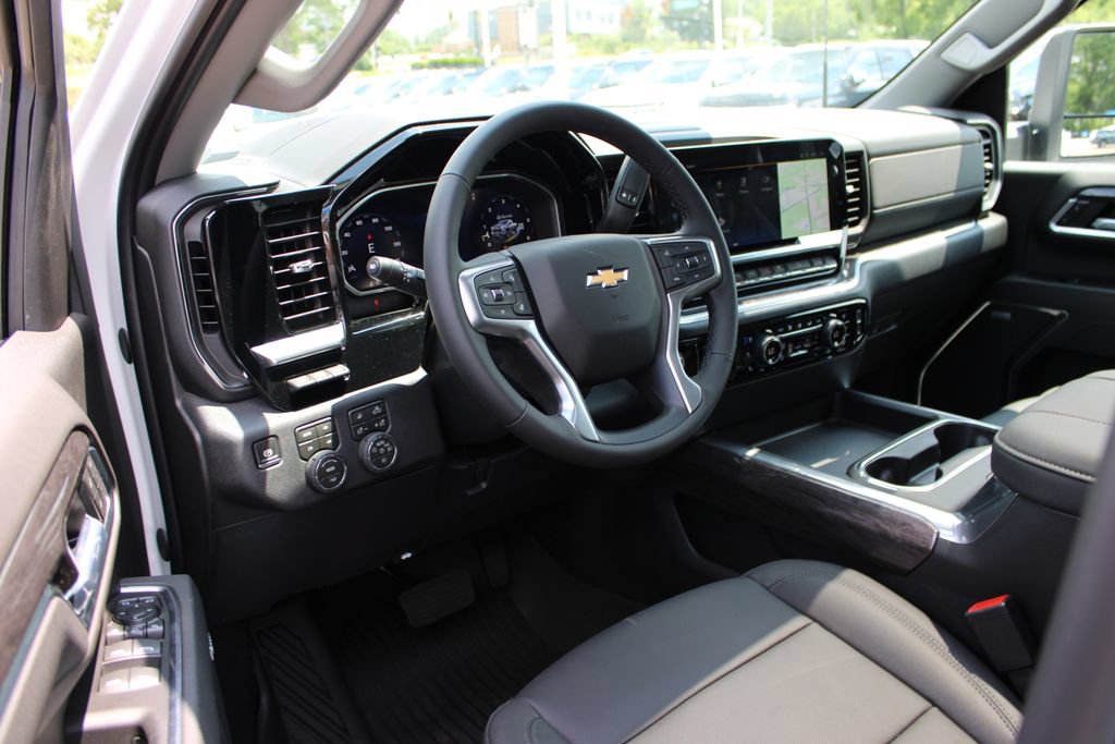 New 2026 Chevrolet Silverado 2500 LTZ w/ LTZ Convenience Package AWD/4WD image 21
