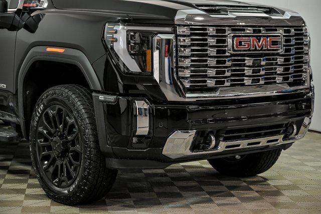 New 2026 GMC Sierra 2500 Denali w/ Denali Reserve Package image 2