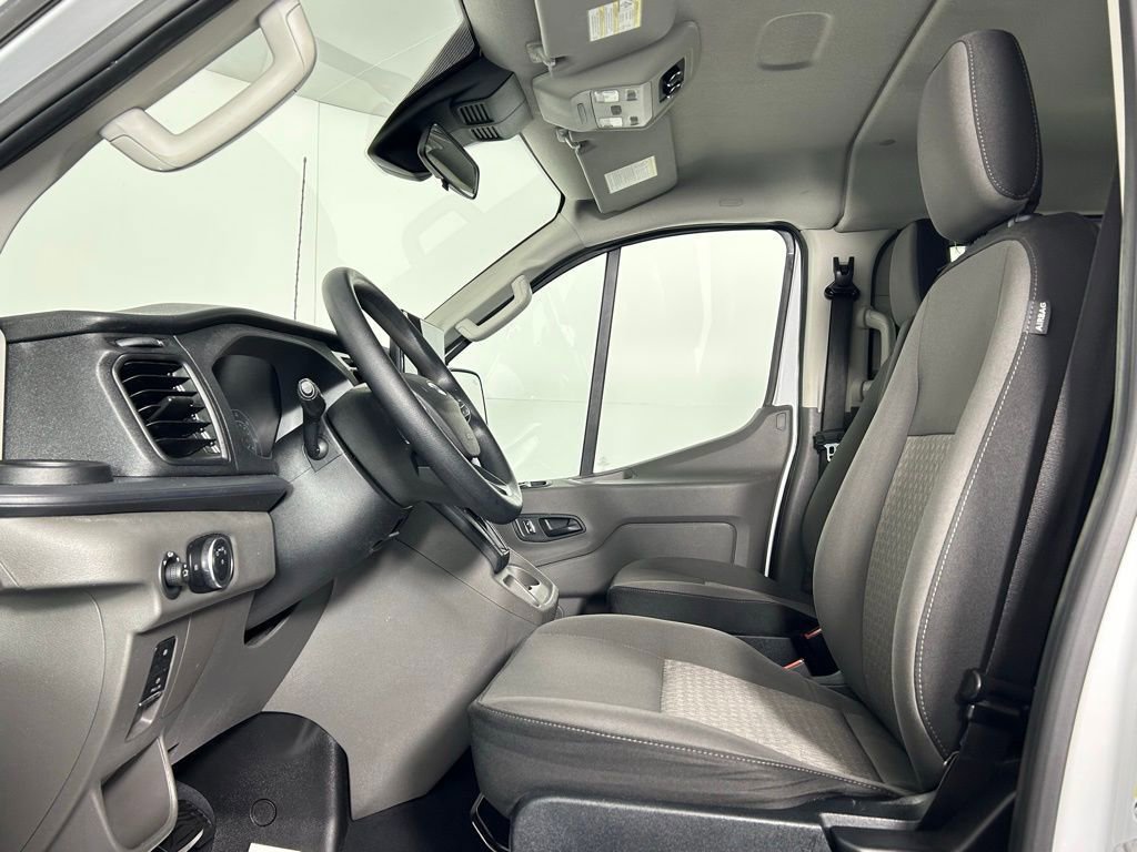 Used 2023 Ford Transit 350 XLT RWD image 2
