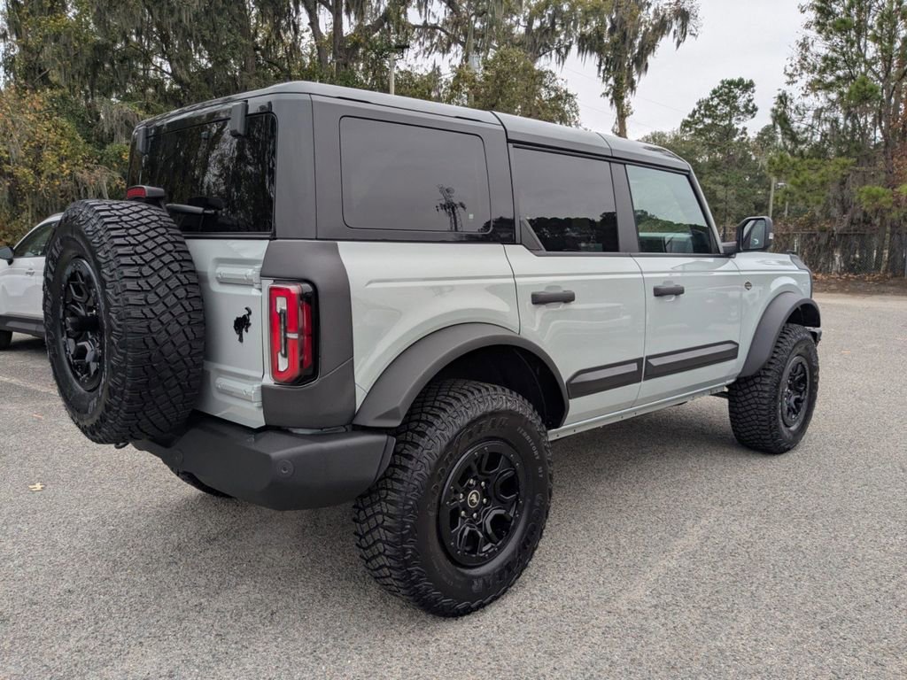 Used 2024 Ford Bronco Wildtrak image 4