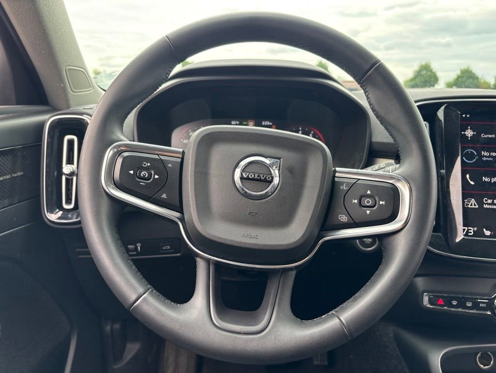 Used 2022 Volvo XC40 T5 Momentum AWD/4WD image 20