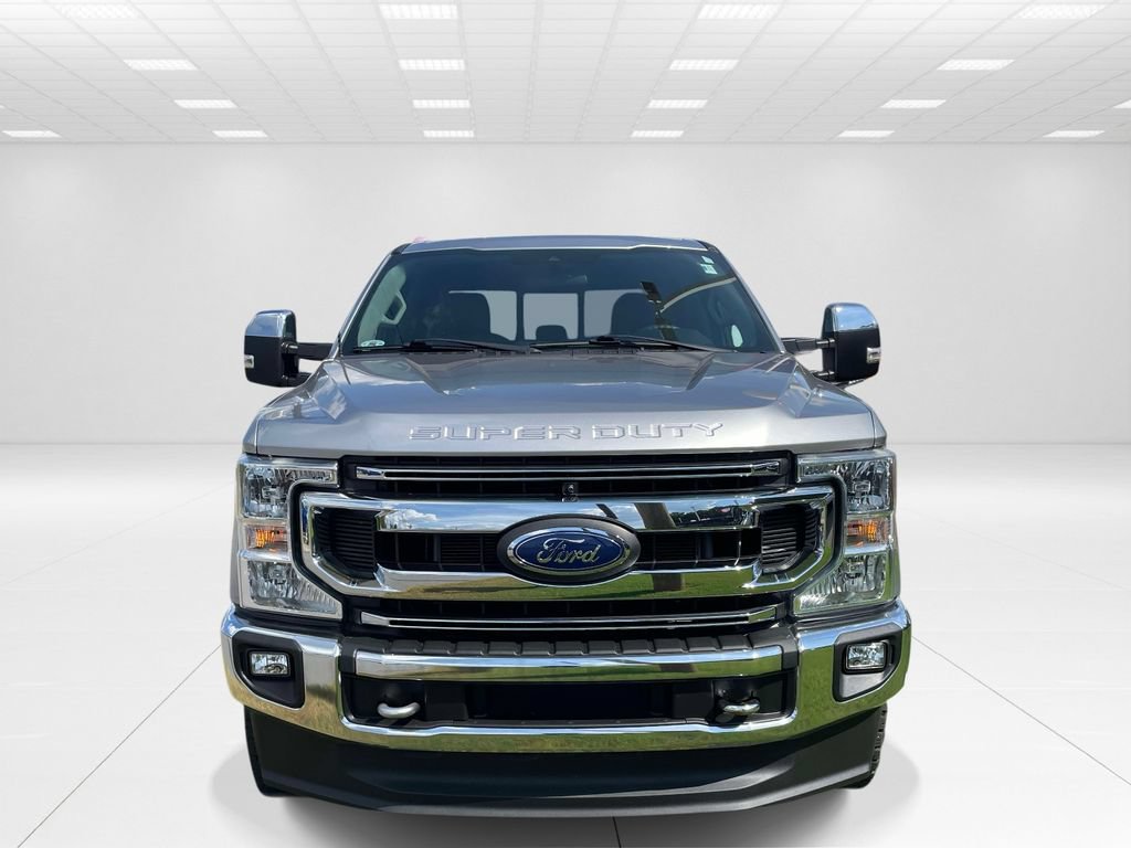 Used 2021 Ford F350 XLT w/ XLT Premium Package AWD/4WD image 2