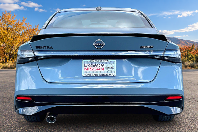 New 2027 Nissan Sentra SR w/ SR Premium Package FWD image 4