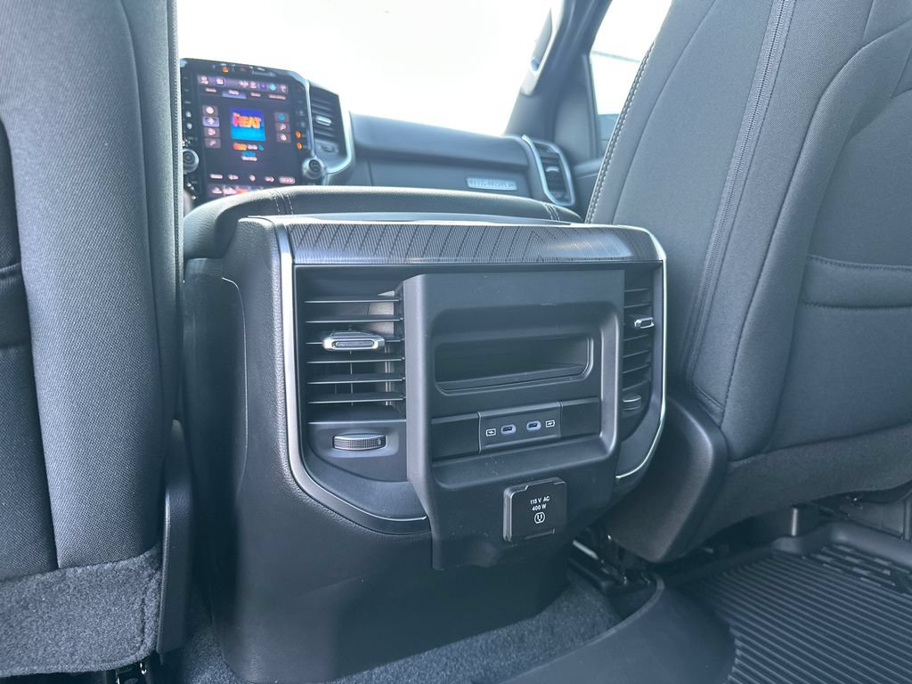 New 2026 RAM 1500 Big Horn AWD/4WD image 16