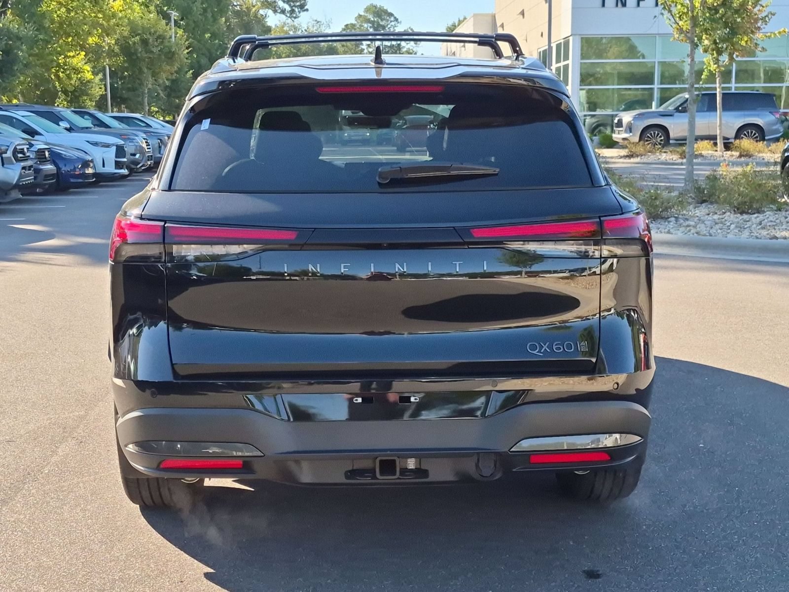 Used 2026 INFINITI QX60 Autograph w/ Dark Cargo Package AWD/4WD image 4
