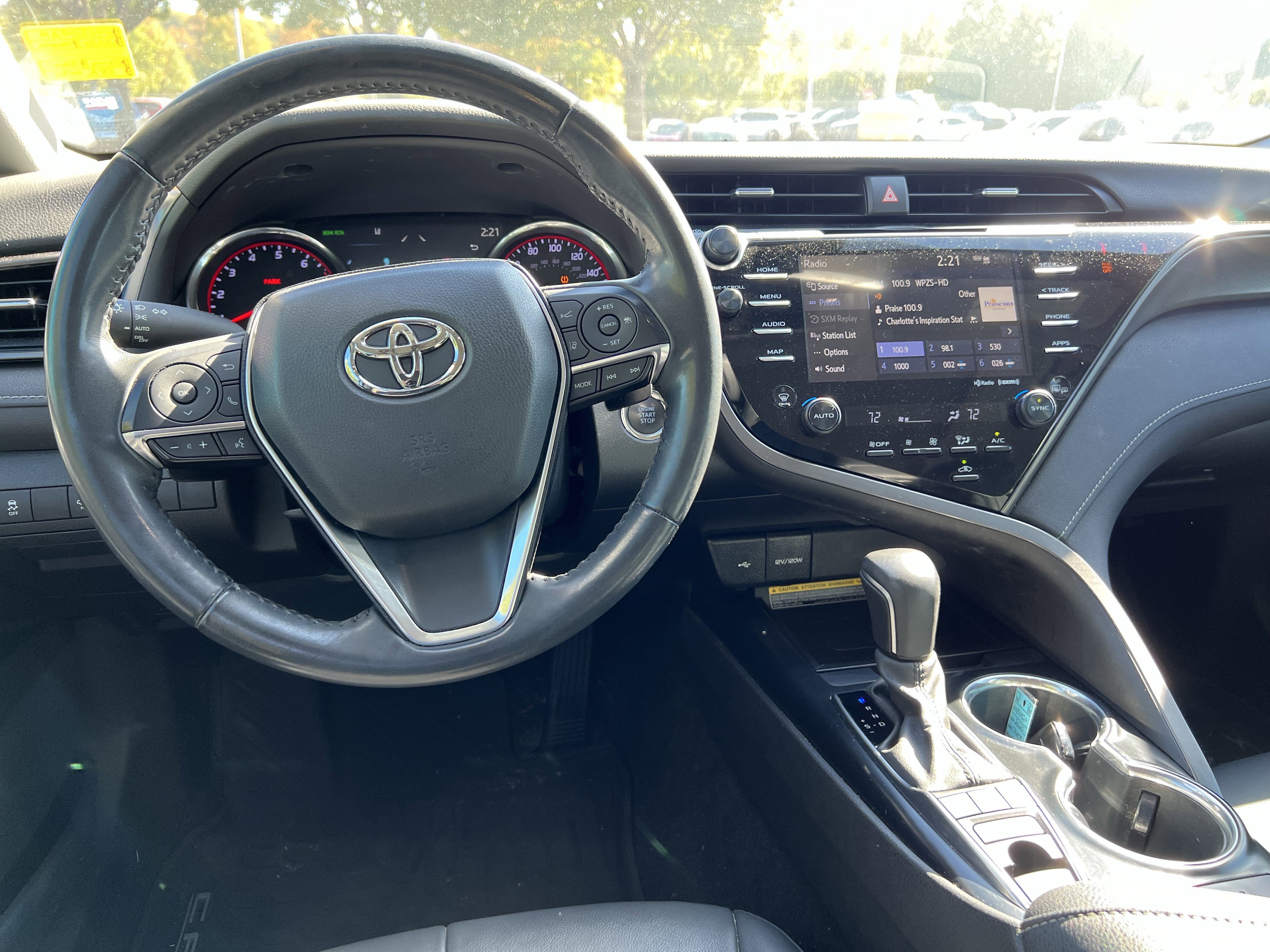 Used 2020 Toyota Camry XSE image 30