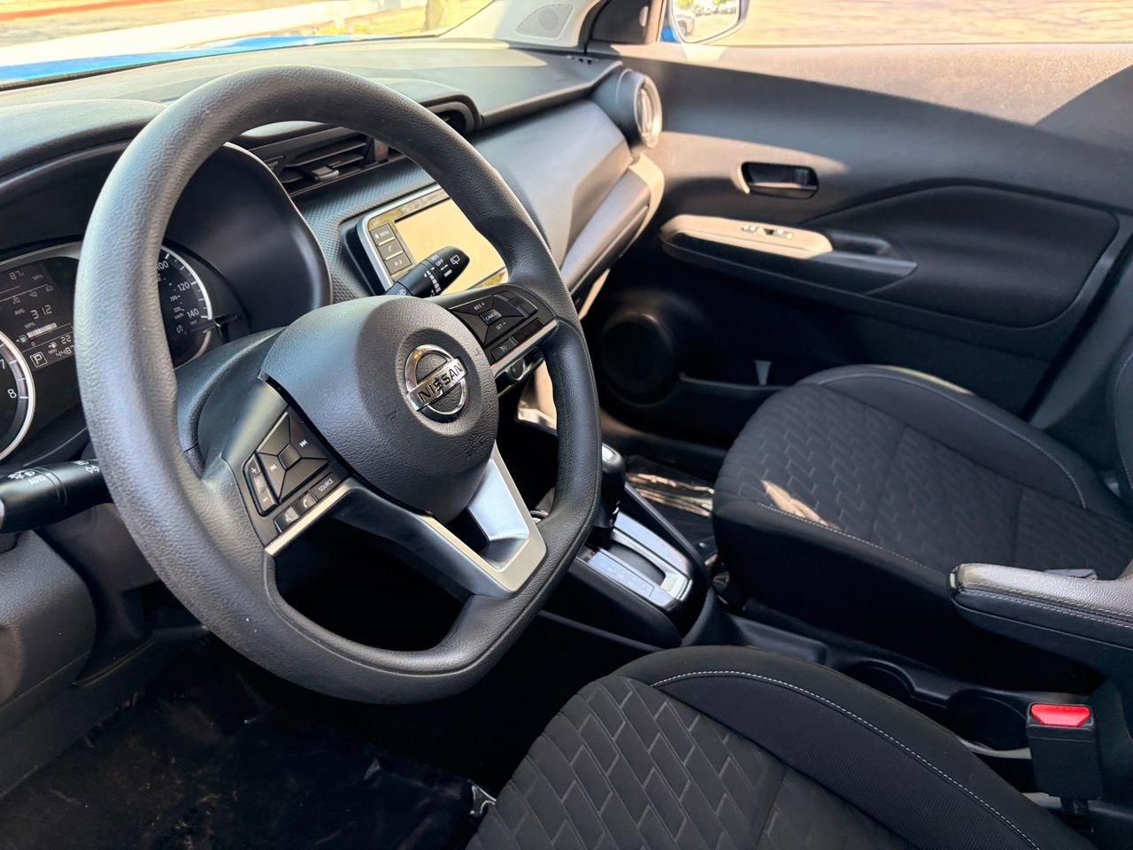 Certified 2021 Nissan Kicks S FWD image 16