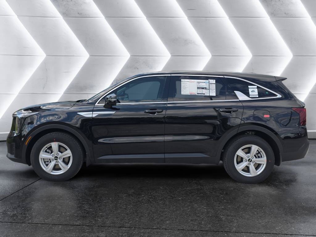 New 2026 Kia Sorento LX FWD image 2