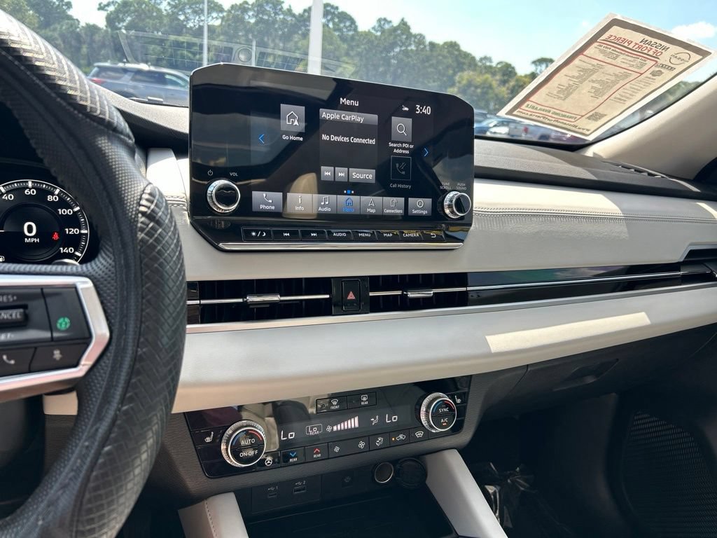 Used 2025 Mitsubishi Outlander 4WD Plug-In Hybrid image 26