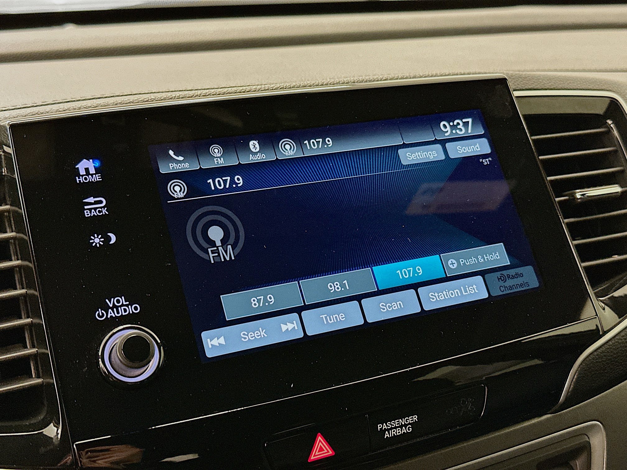 Used 2022 Honda Pilot Sport image 21