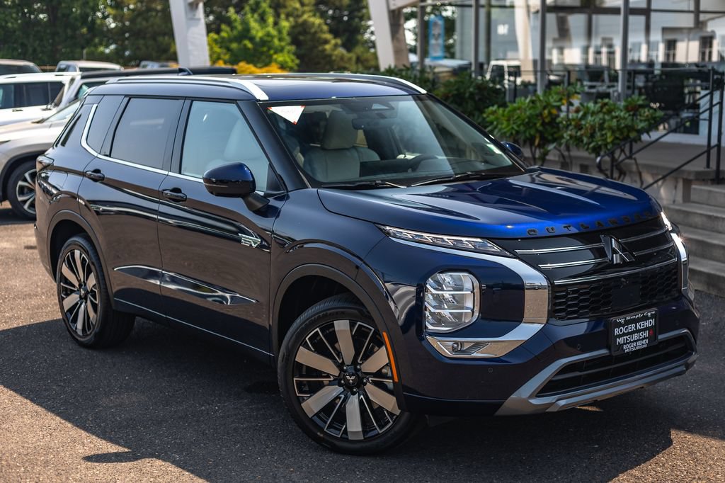 New 2026 Mitsubishi Outlander SEL AWD/4WD image 2