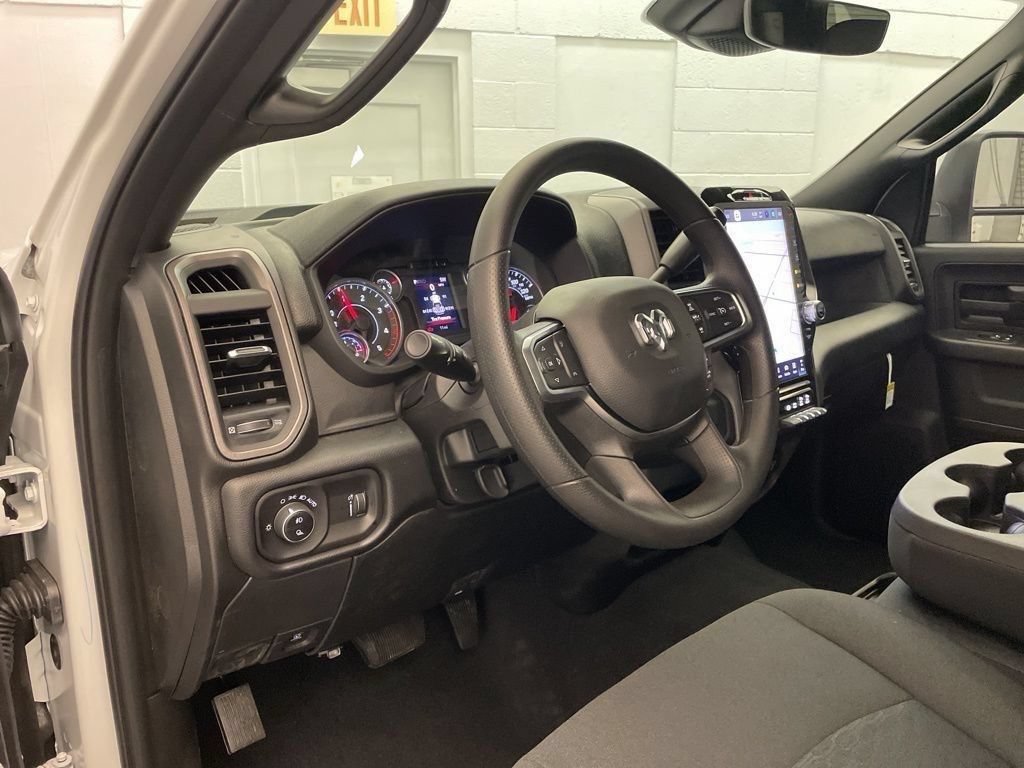 New 2026 RAM 3500 Tradesman AWD/4WD image 16