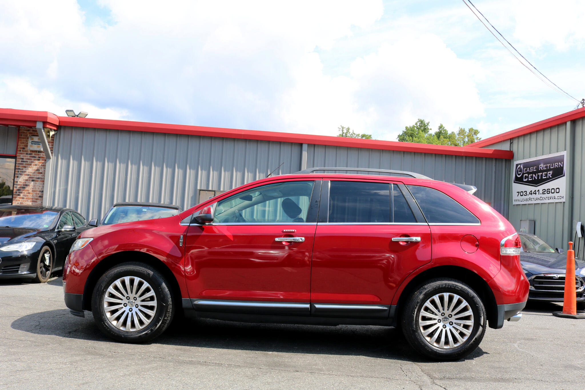Used 2015 Lincoln MKX FWD w/ Walnut Swirl Wood Package image 4