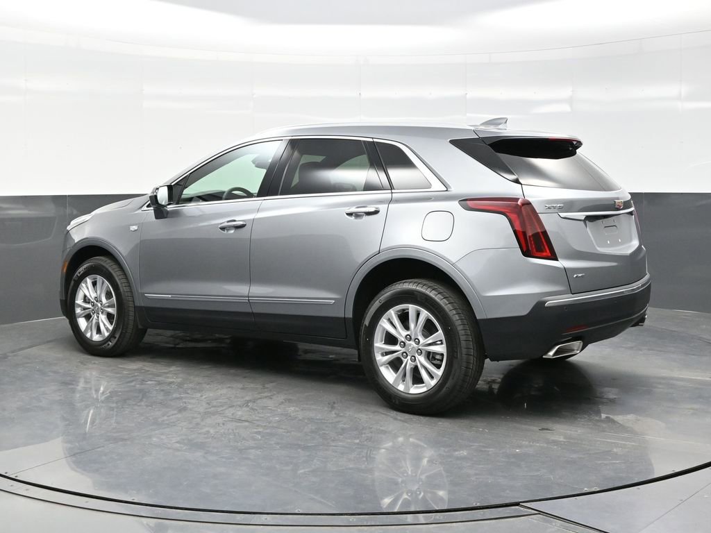 New 2026 Cadillac XT5 Luxury w/ LPO, Floor Liner Package AWD/4WD image 4
