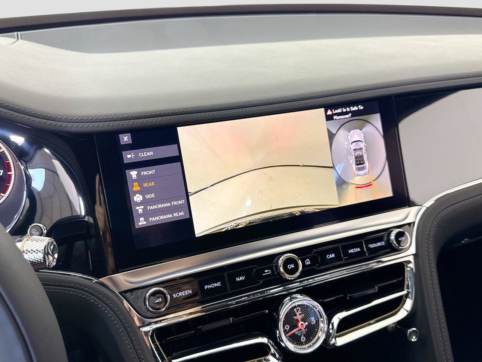 Used 2022 Bentley Flying Spur V8 AWD/4WD image 19