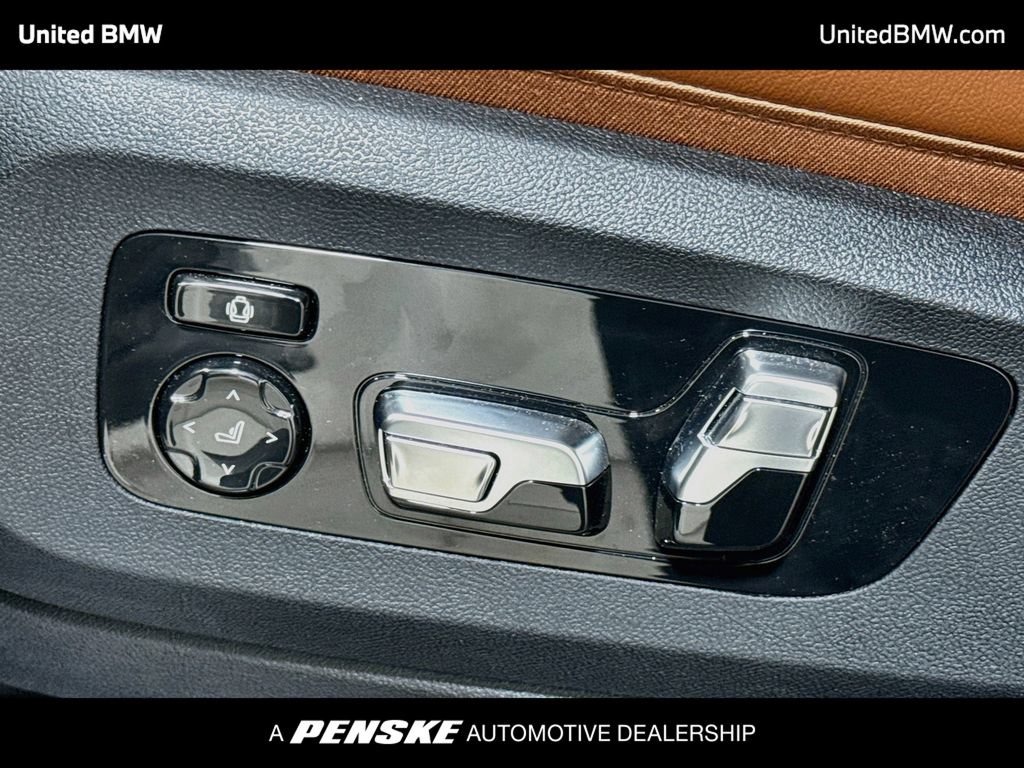Certified 2026 BMW X5 M60i AWD/4WD image 11