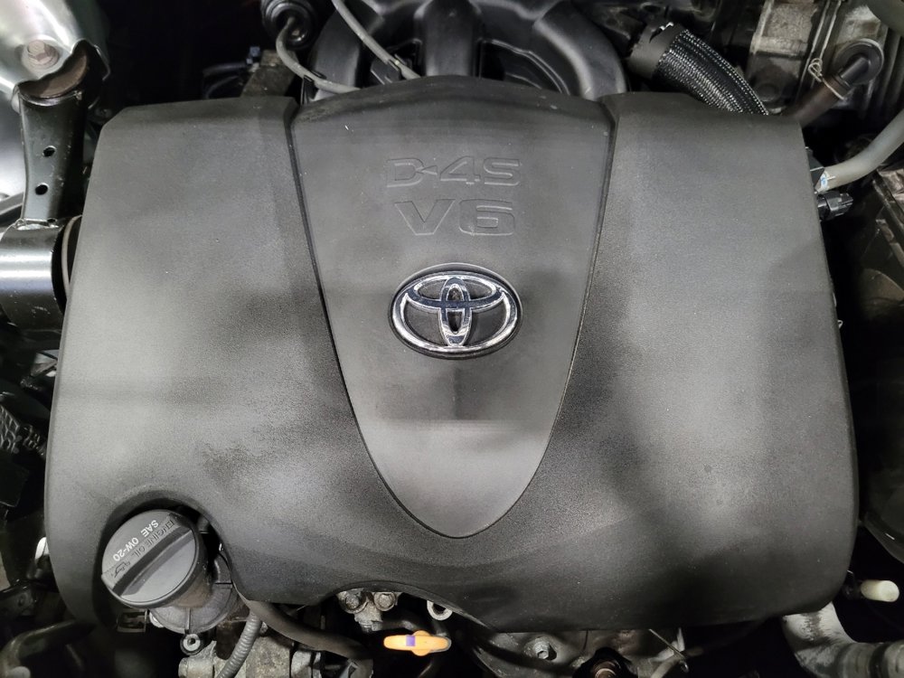 Used 2019 Toyota Highlander XLE w/ Carpet Mat Package (TMS) image 30