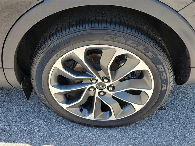 Certified 2023 Lincoln Nautilus Reserve image 7