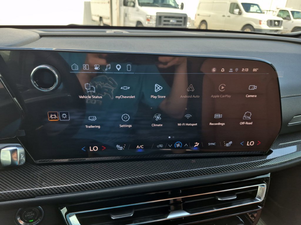 New 2027 Chevrolet Traverse Z71 w/ Driver Confidence Package AWD/4WD image 26