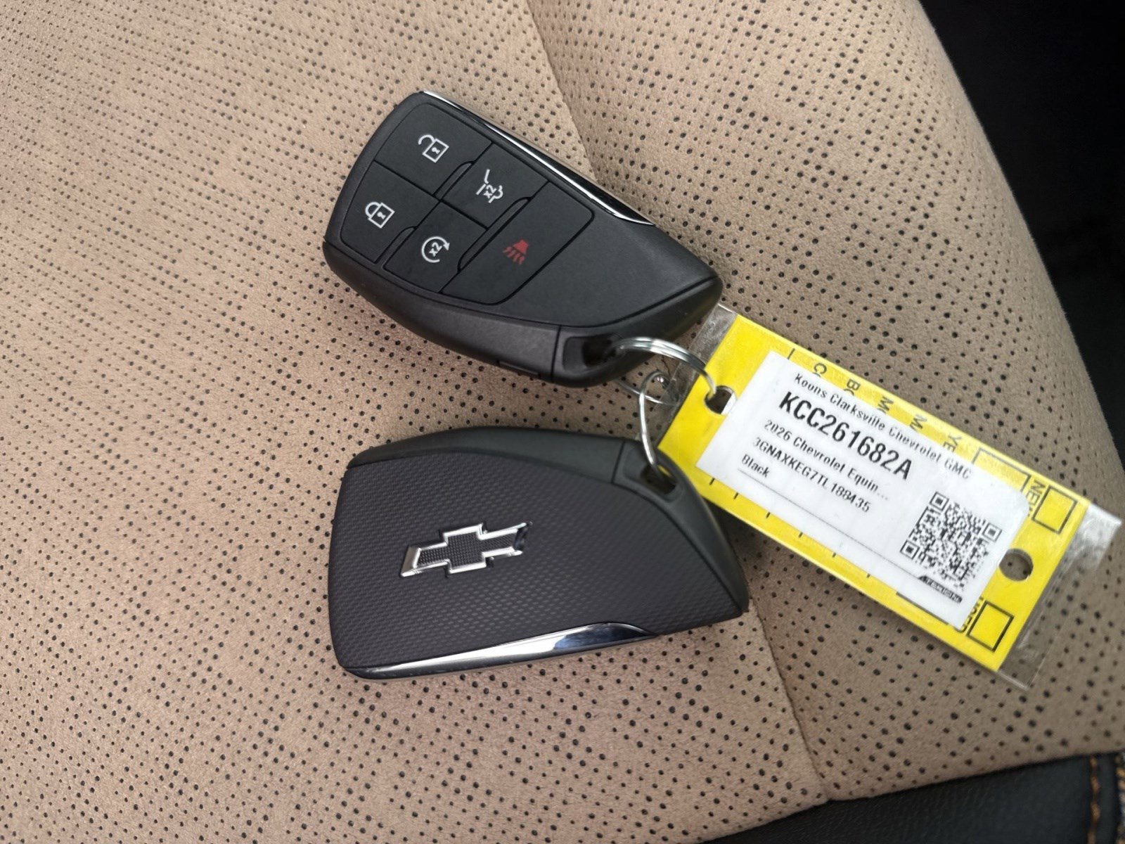 Used 2026 Chevrolet Equinox ACTIV w/ Safety and Technology Package FWD image 25