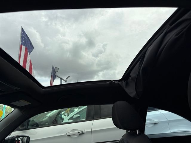 Used 2013 Volkswagen Beetle Turbo image 26