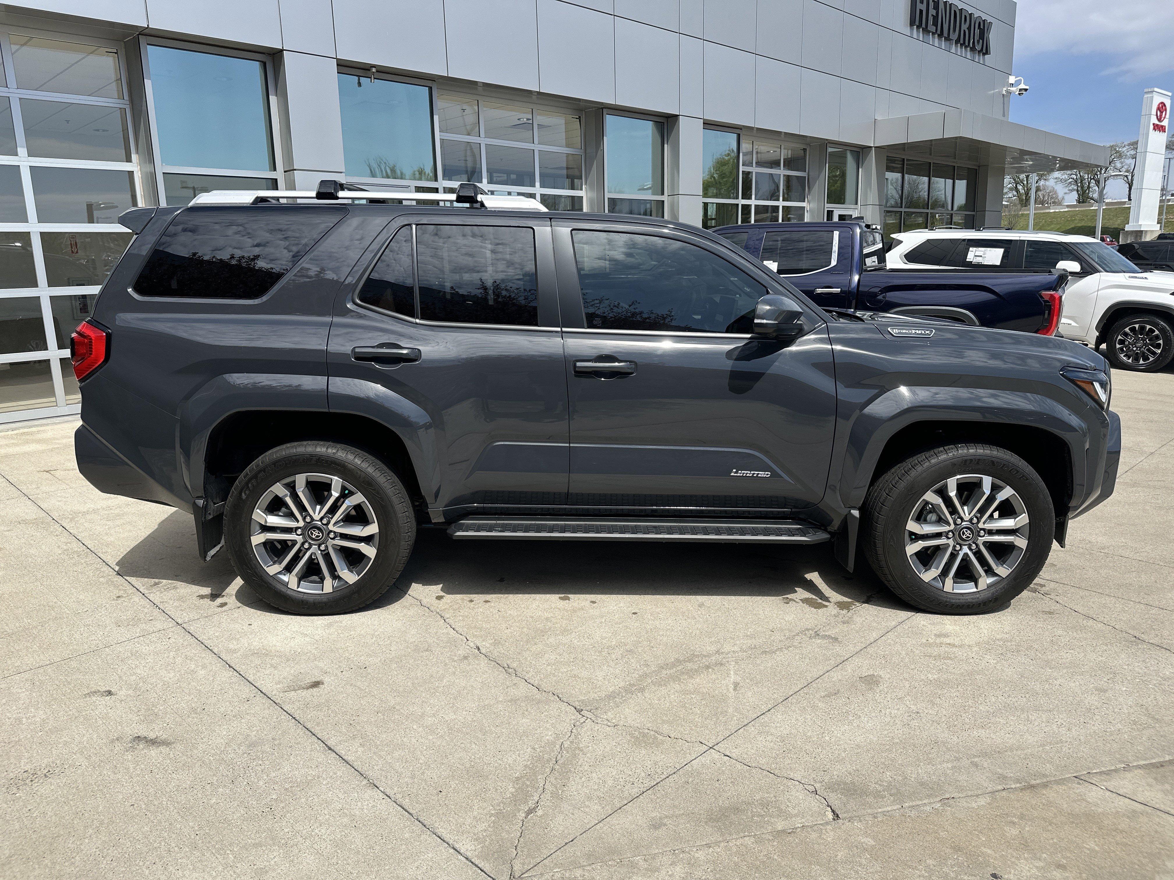 Used 2025 Toyota 4Runner Limited image 10