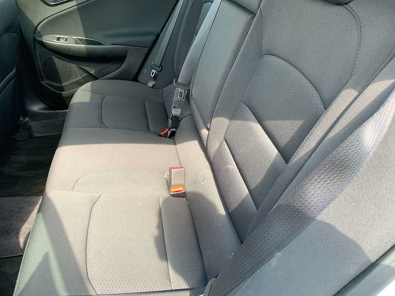 Certified 2018 Chevrolet Malibu LT w/ Redline Edition FWD image 24