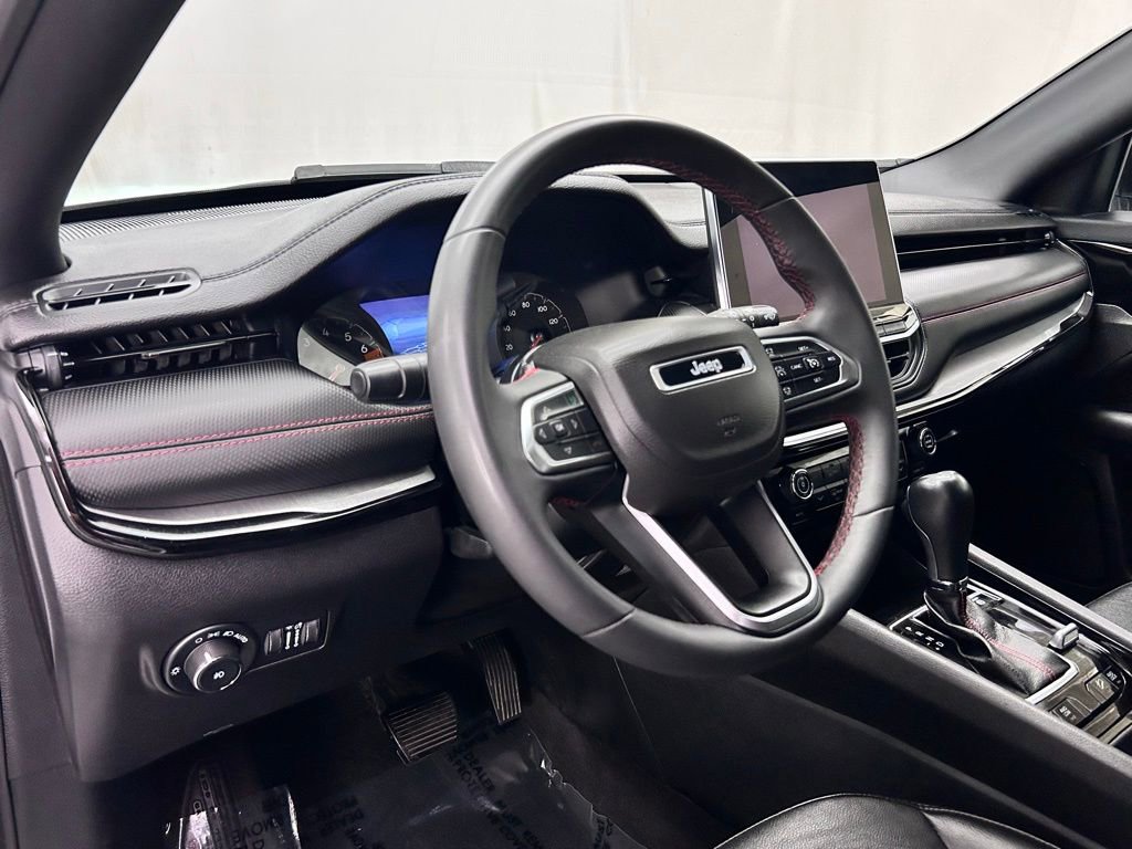 Used 2023 Jeep Compass Trailhawk image 14