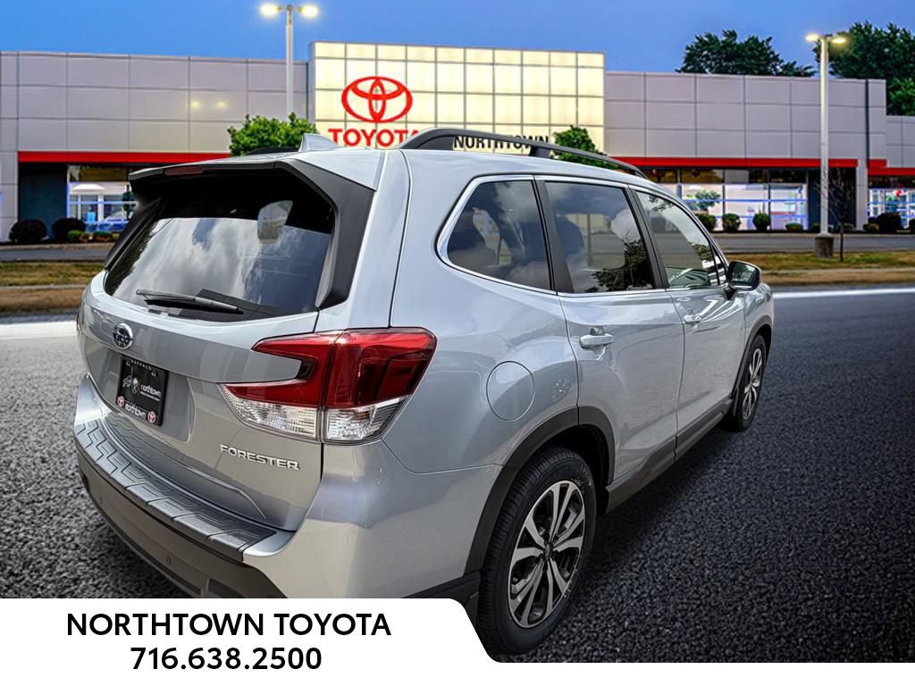 Used 2021 Subaru Forester Limited AWD/4WD image 4