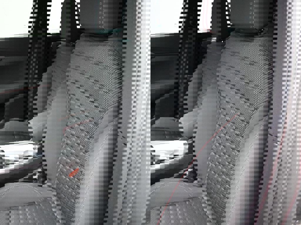 New 2024 Dodge Hornet GT image 14