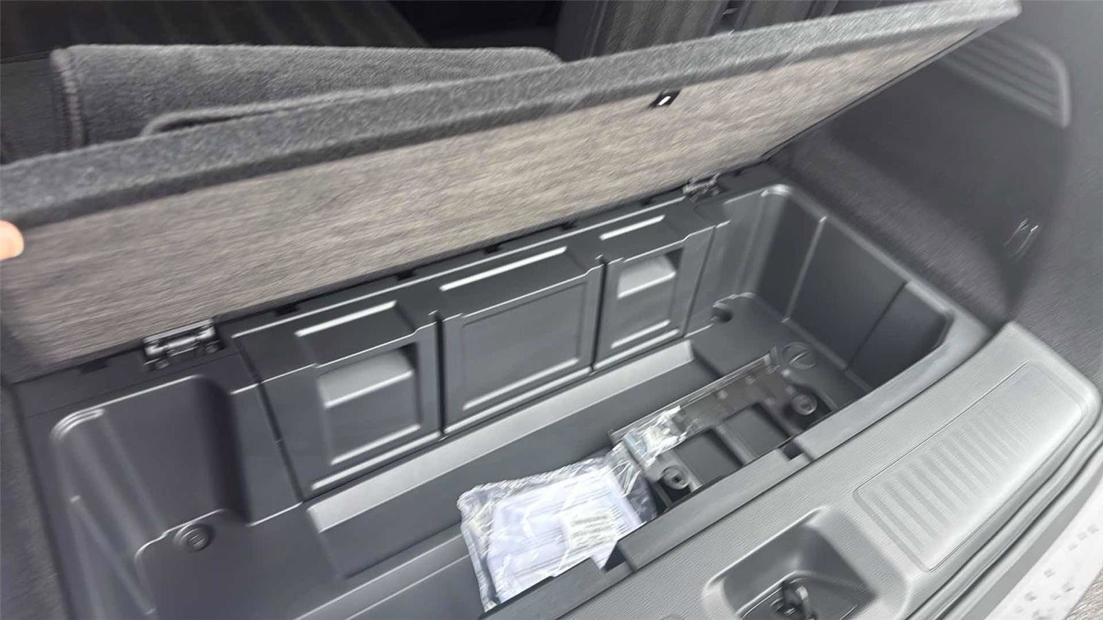 Certified 2025 INFINITI QX60 Luxe image 30