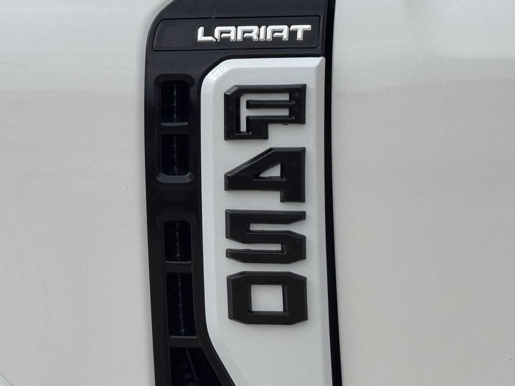 Used 2024 Ford F450 Lariat w/ Lariat Ultimate Package AWD/4WD image 9