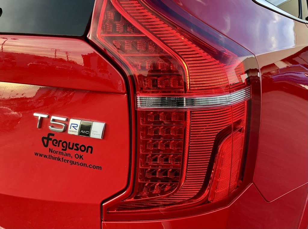 Used 2019 Volvo XC90 T5 R-Design w/ Advanced Package image 18