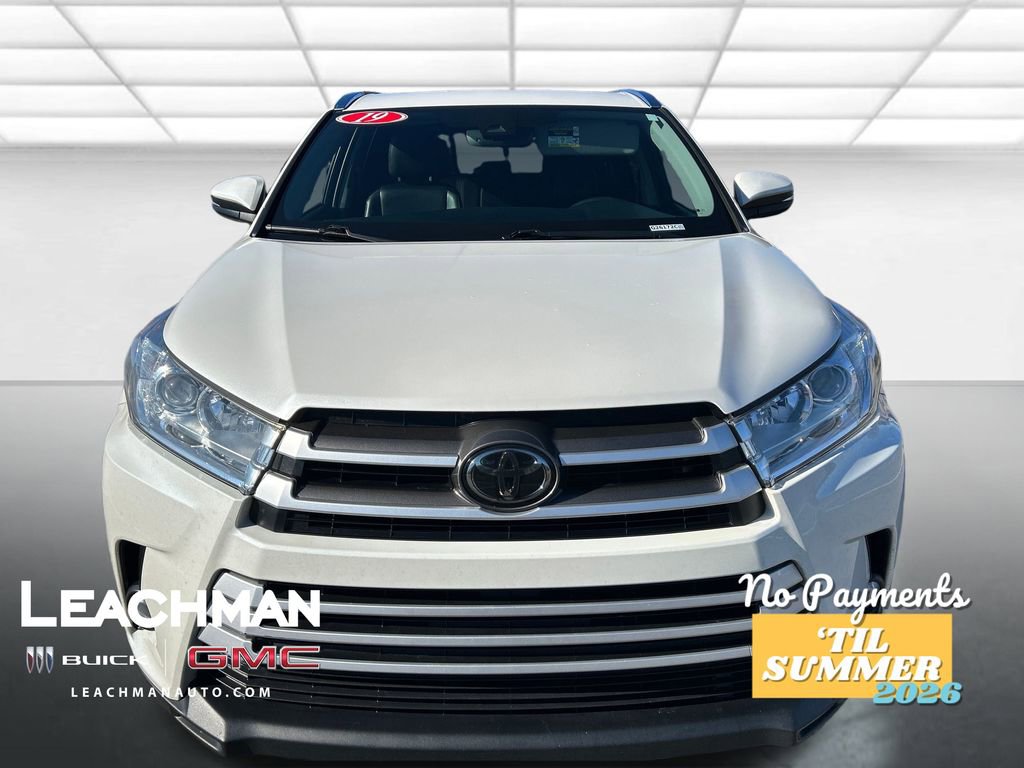 Used 2019 Toyota Highlander XLE image 10