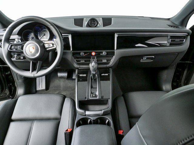 New 2026 Porsche Macan AWD/4WD image 20