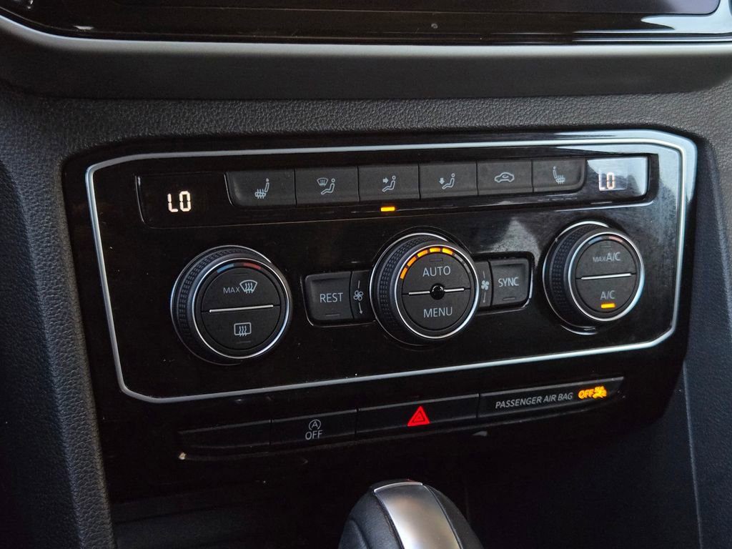 Used 2023 Volkswagen Atlas SEL image 21