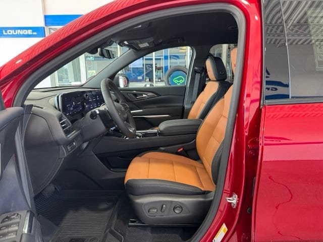 New 2027 Chevrolet Traverse Z71 w/ Driver Confidence Package AWD/4WD image 7