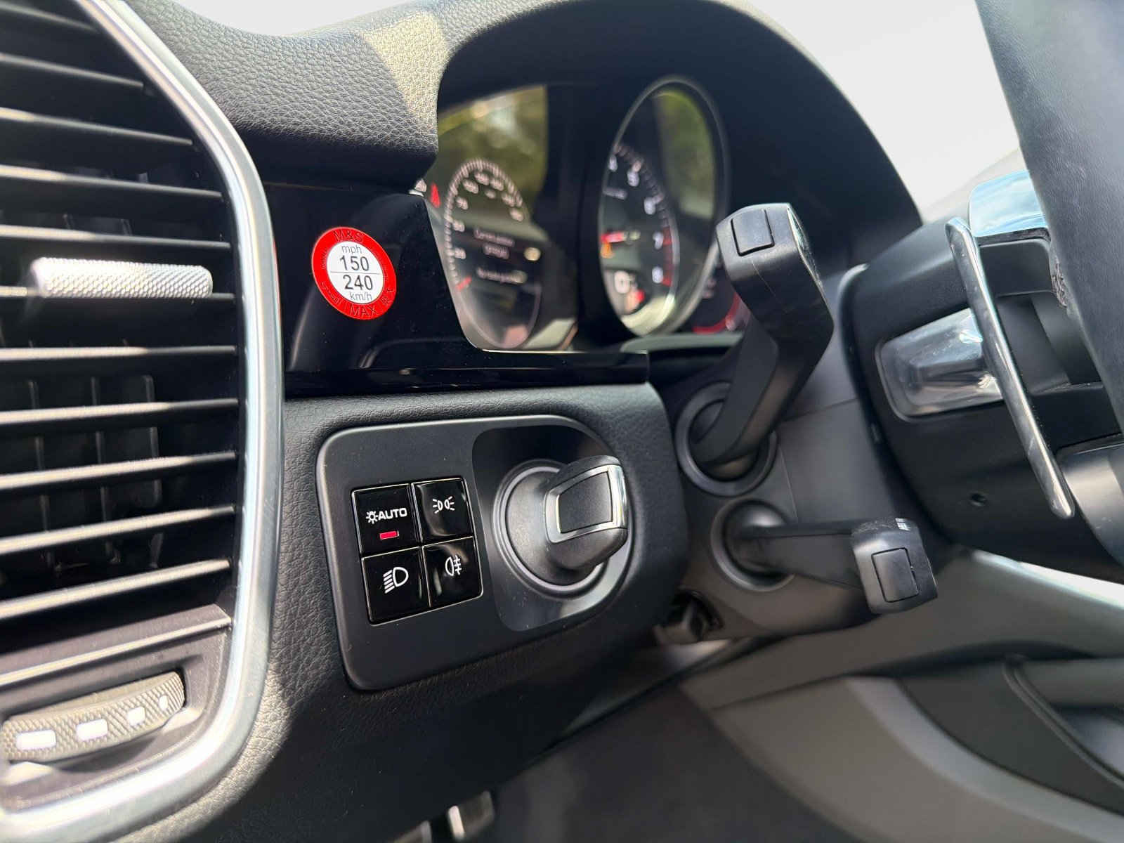 Used 2019 Porsche Cayenne S AWD/4WD image 42